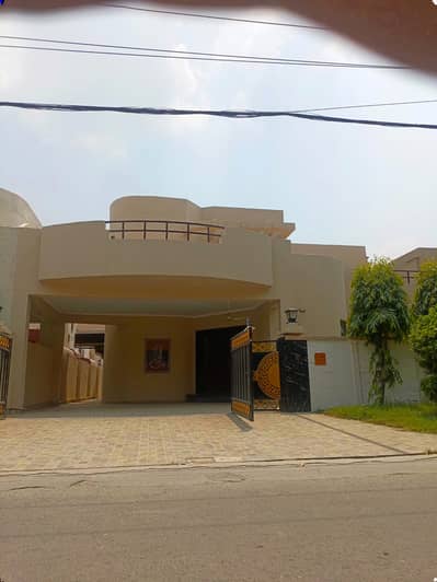 1 Kanal Fully Renovated House **For Sale | Askari 10 Sector B**| Askari 10 Lahore Cantt | @nusratestate