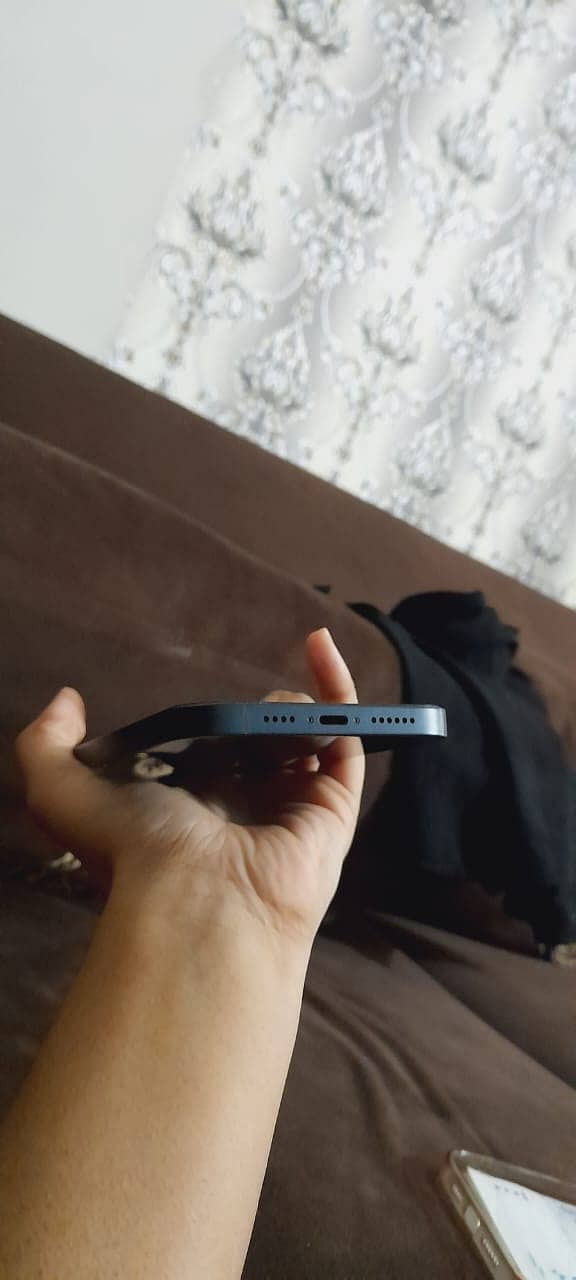 Apple iPhone 14 plus 3