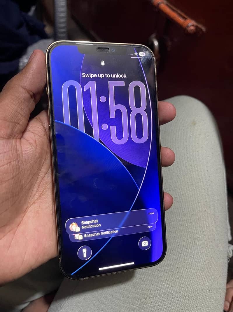 Iphone 12 pro max 2