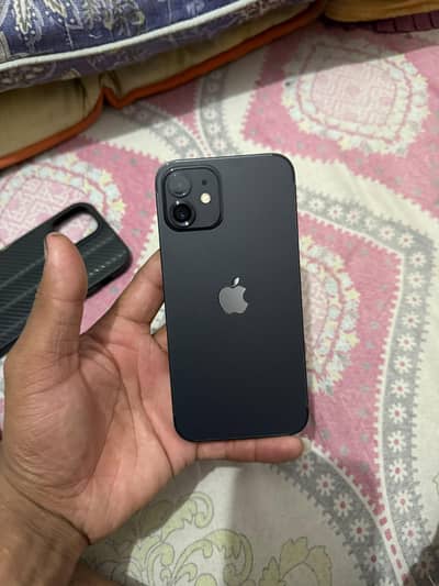 Apple iPhone 12