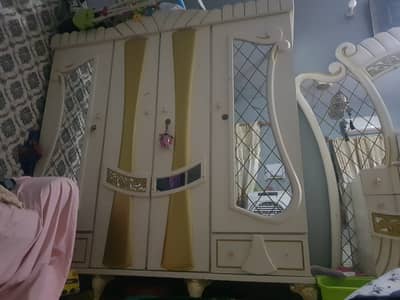Complete bed set
