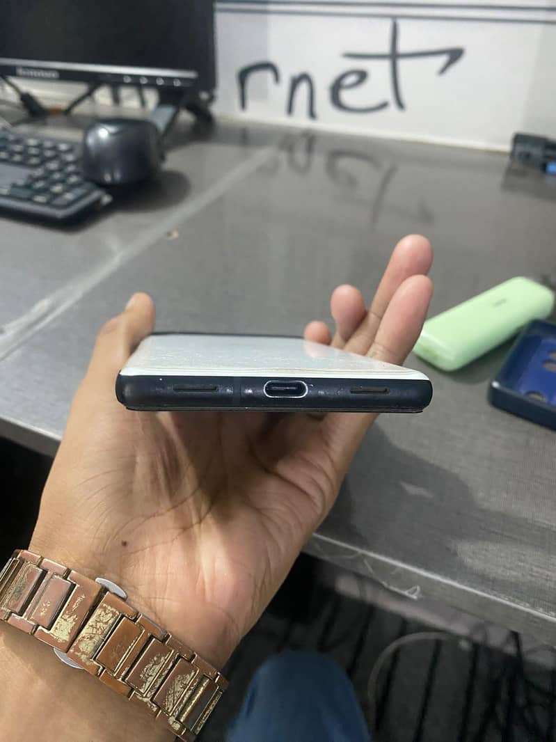 Google Pixel 6a 2