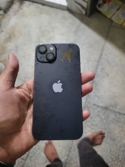 Apple iPhone 13