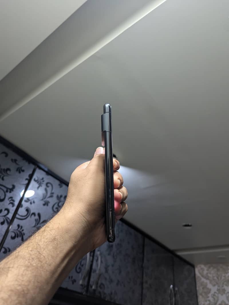Google Pixel 8 Pro 4