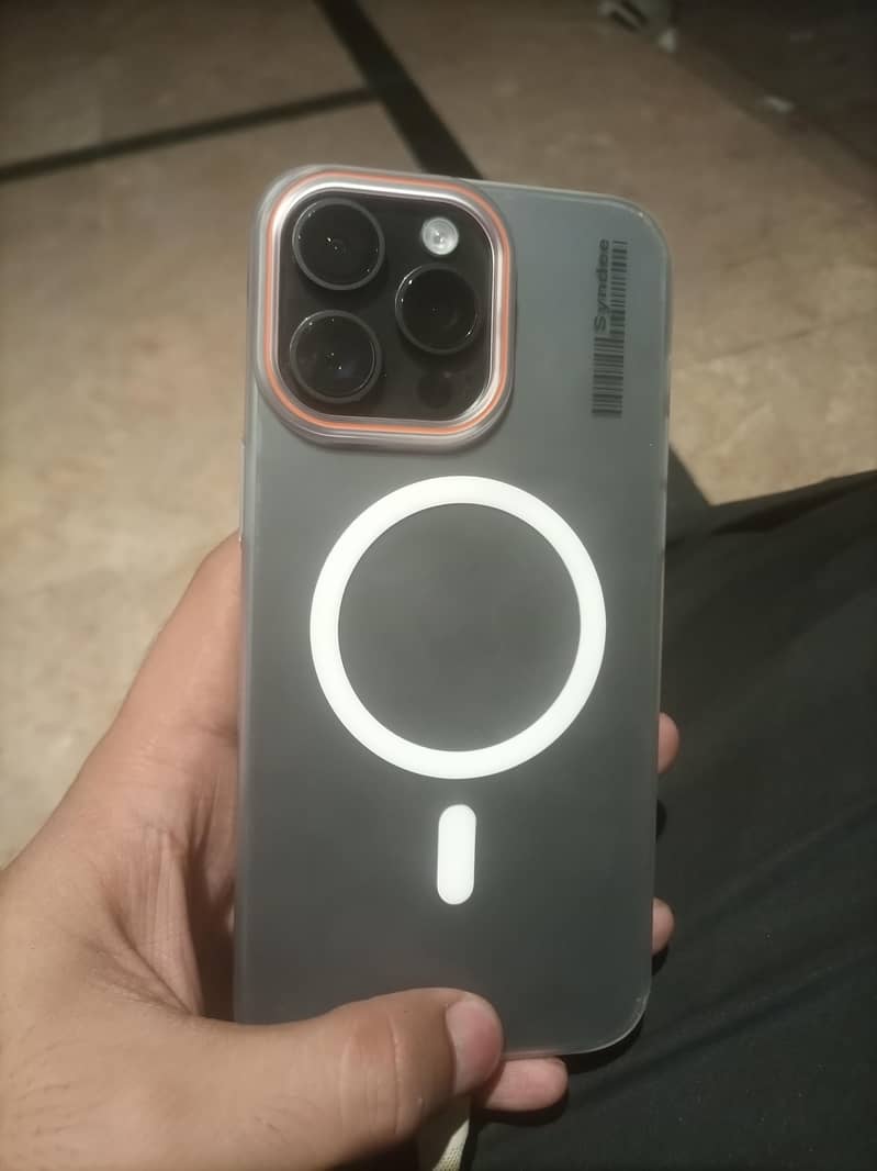 Apple iPhone 15 Pro Max 1