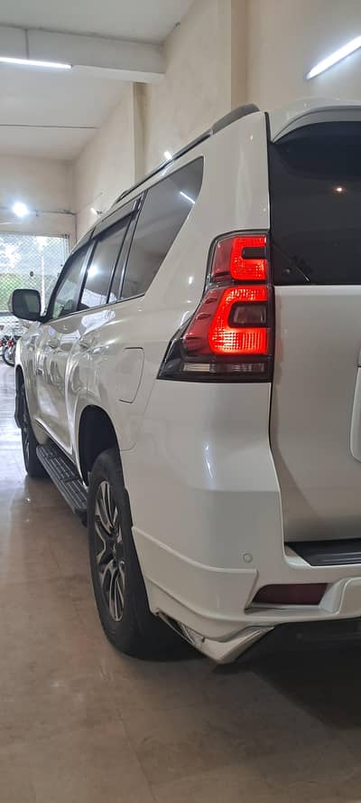 Toyota Prado 2022