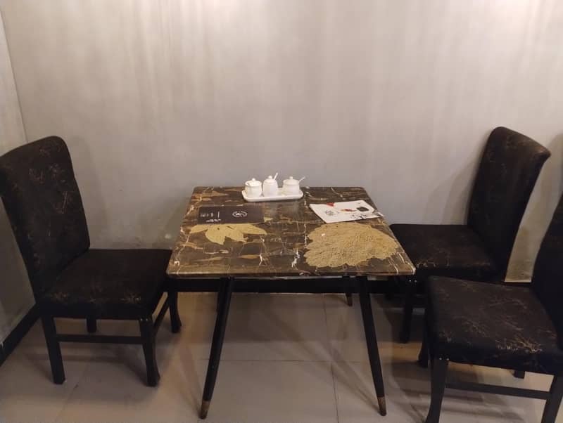 Restaurant dining table sets x4 2