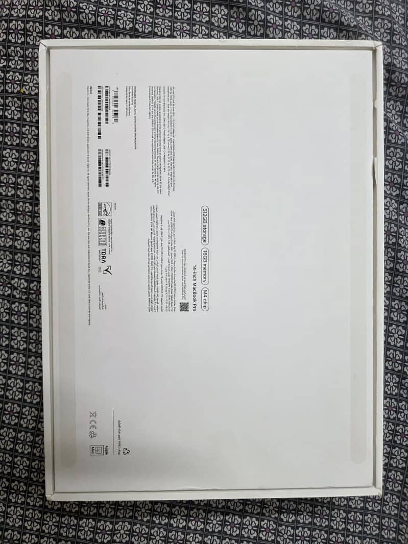 MacBook Pro M4 0