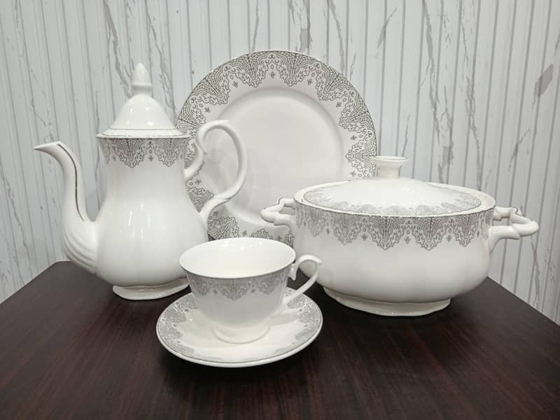 noritake dinner set 0