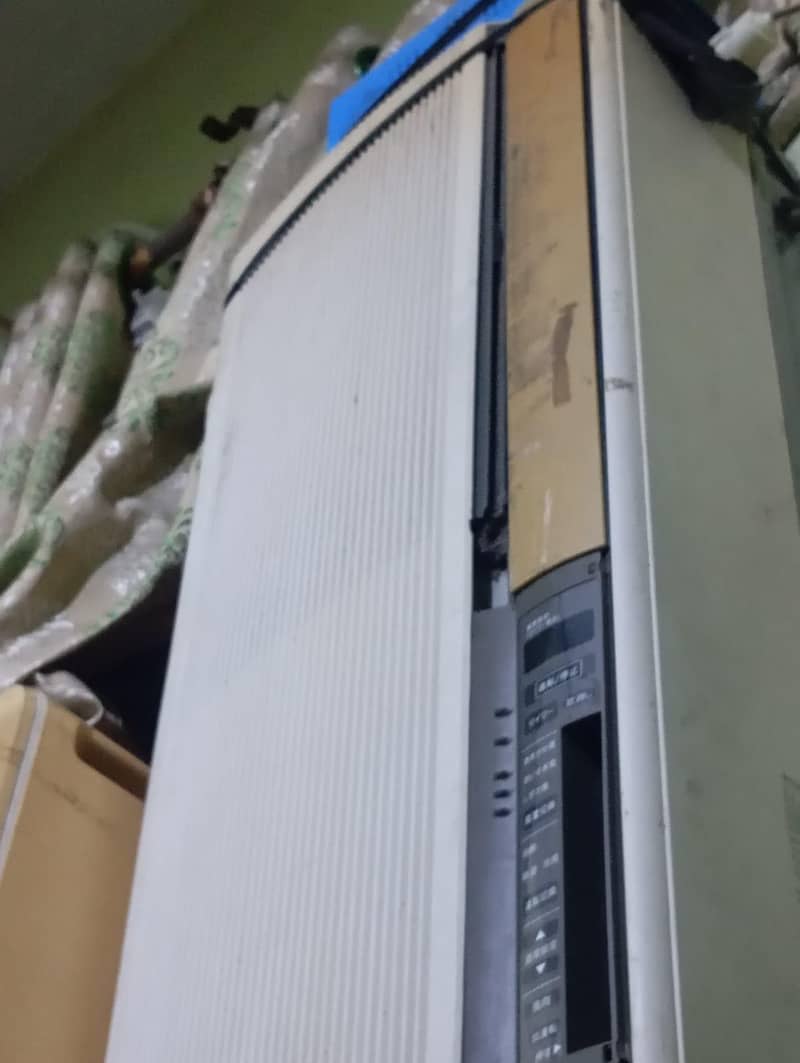 japani sharp window ac 3