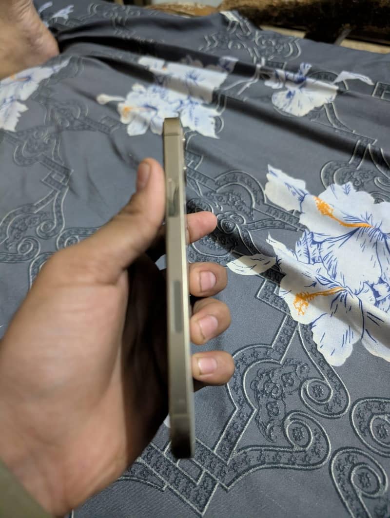 Apple iPhone 12 Pro 1