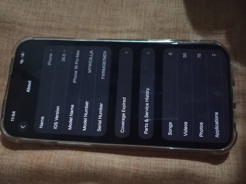 Apple iPhone 16 Pro Max 4