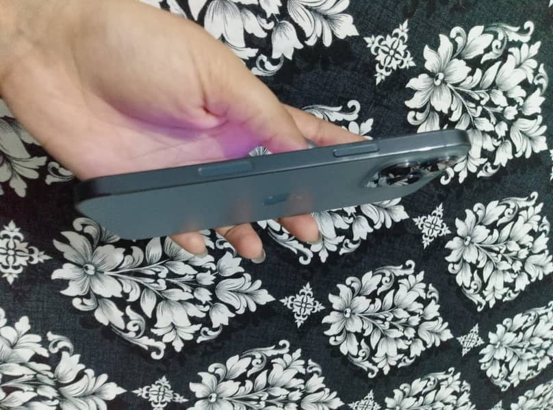 Apple iPhone 13 Pro Max 7