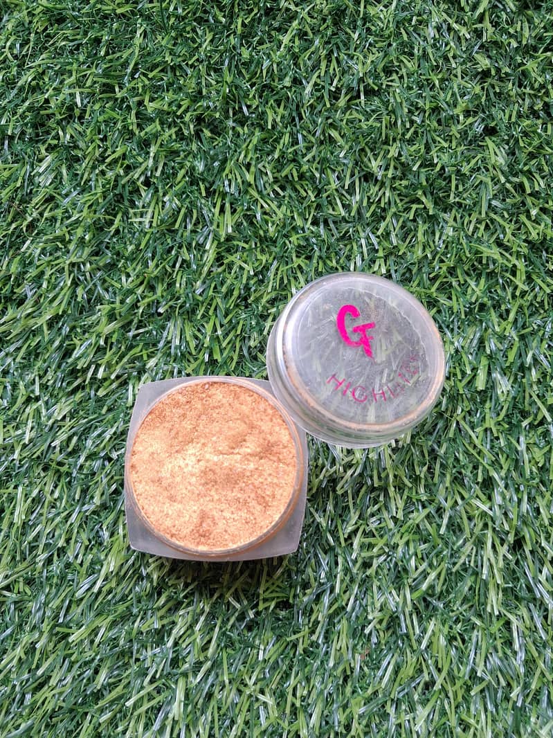 makeup 300 each 9