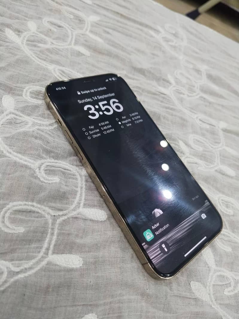 Apple iPhone 12 Pro Max 3