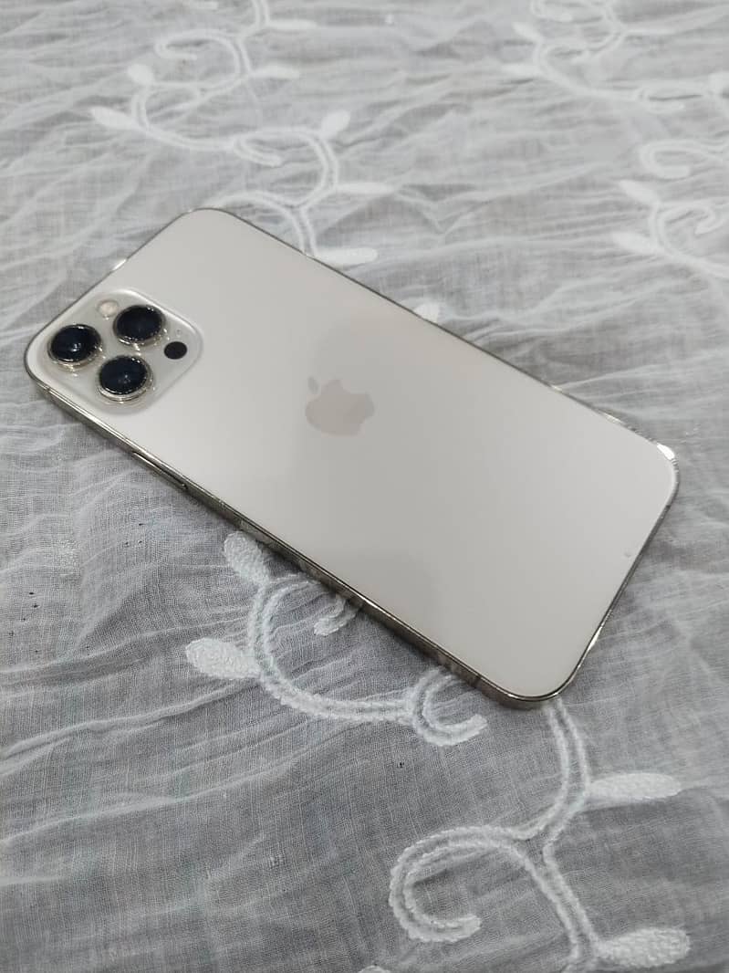 Apple iPhone 12 Pro Max 6