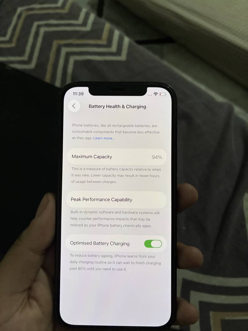 Apple iPhone 12 3