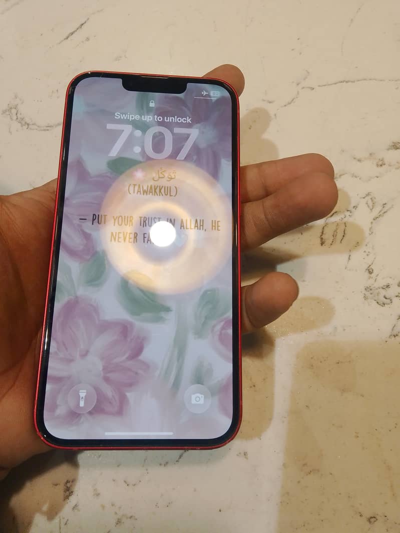 Apple iPhone 13 6