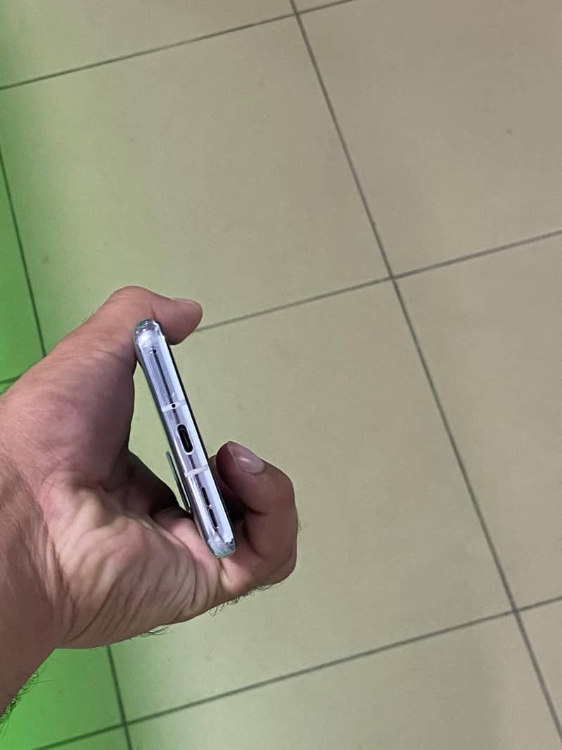 One plus 9 pro 4