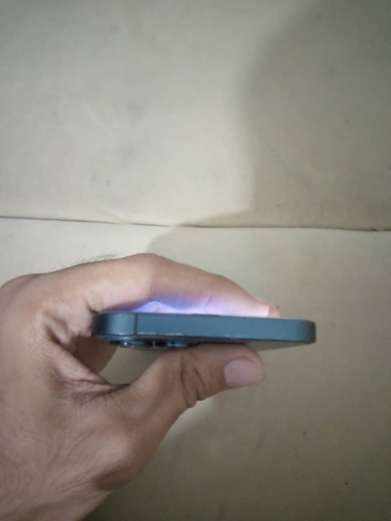Apple iPhone 12 Pro Max 5