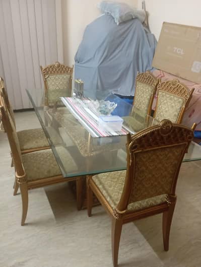 6-Seater Luxury Dining Table Set – Beautiful Wooden Design