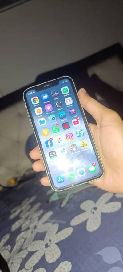 Apple iPhone 11