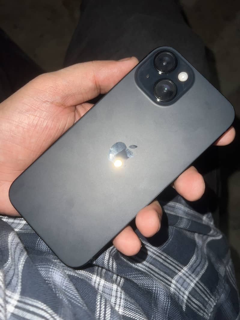 Apple iPhone 15 1