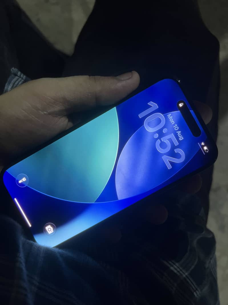 Apple iPhone 15 3