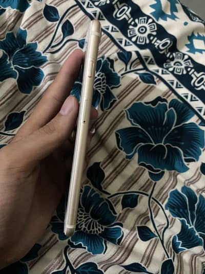 Apple iPhone 7 Plus