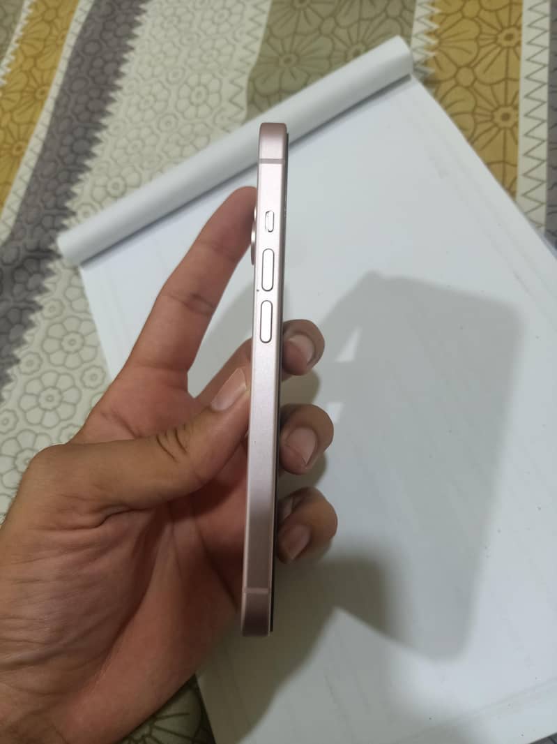 Apple iPhone 15 1