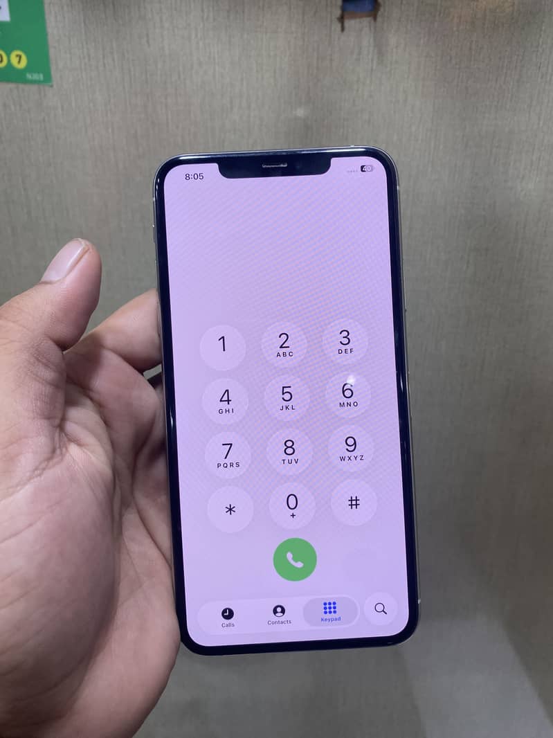 Iphone 11pMx 6
