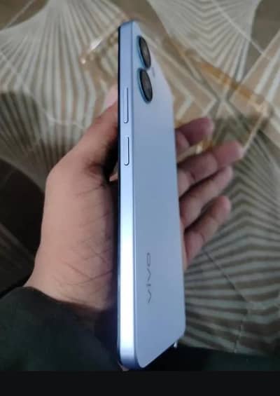 Vivo Y05