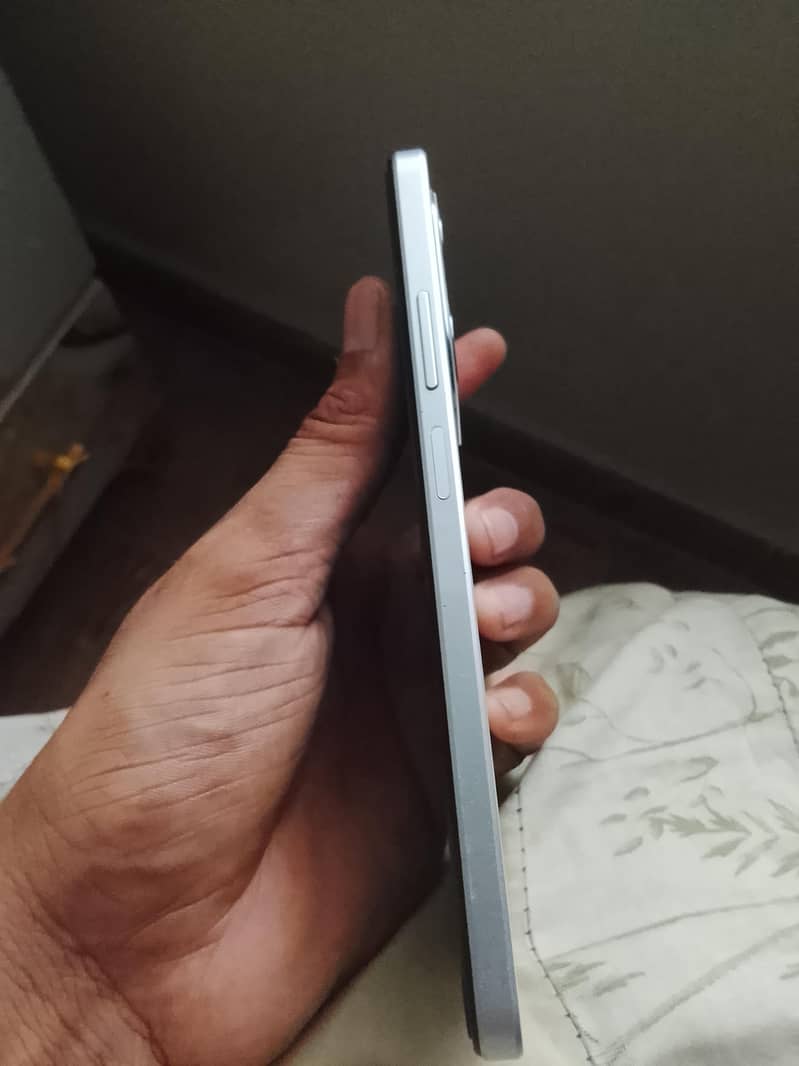 OPPO A3 4