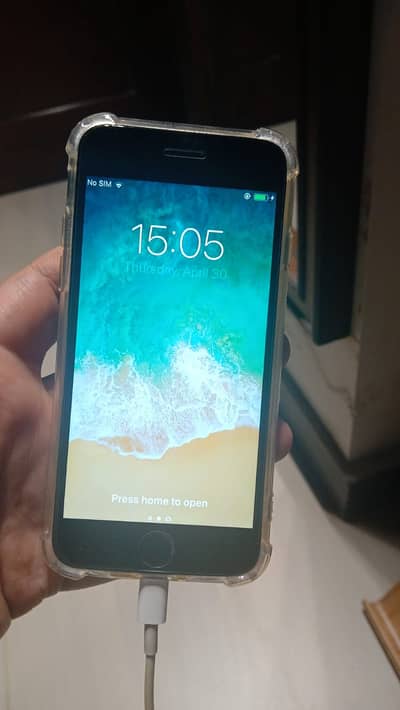 Iphone 6 - 64gb -- 99 percent battery health non pta  Rs 7000