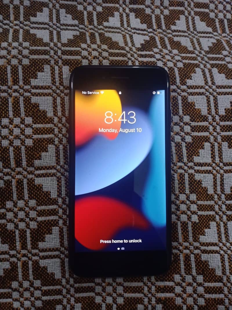 Apple iPhone 7 2