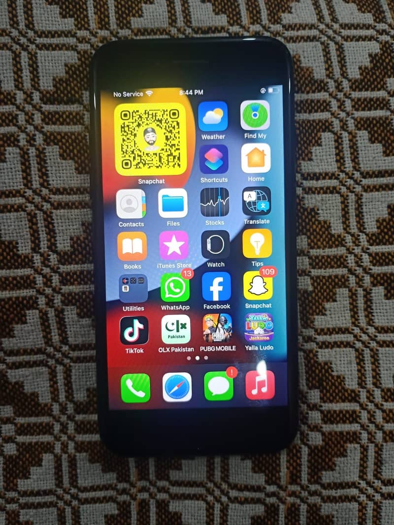 Apple iPhone 7 3