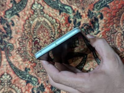 Google Pixel 7 -  Board (Display Panel Damaged)