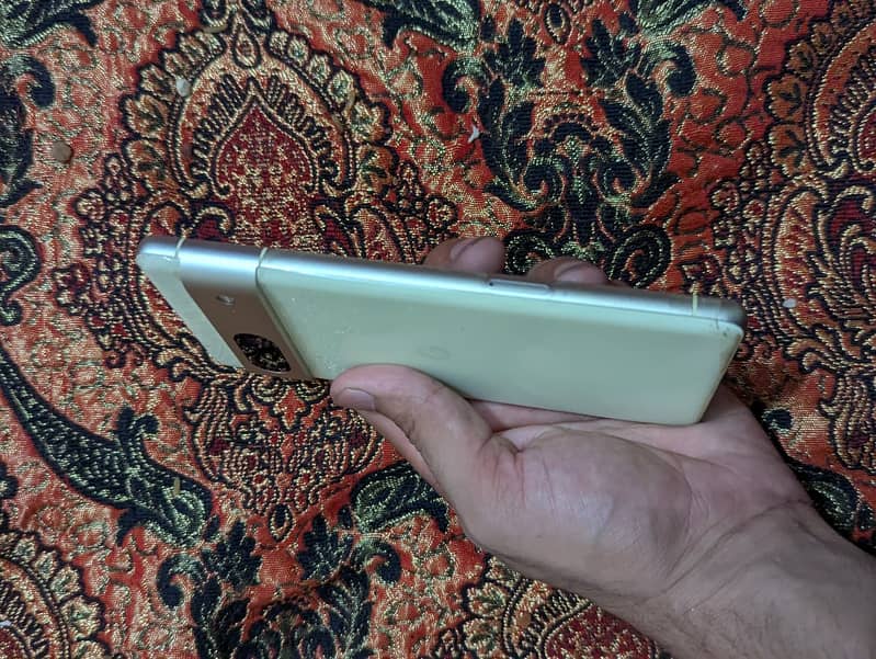 Google Pixel 7 -  Board (Display Panel Damaged) 3