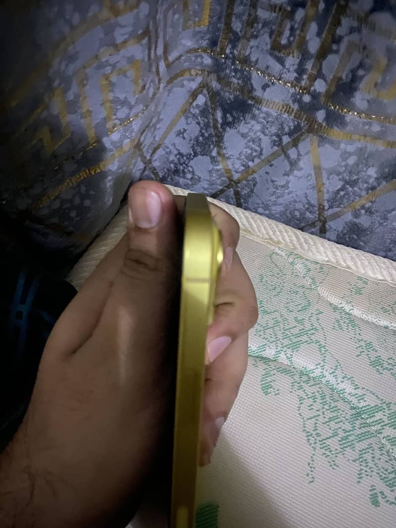 Apple iPhone 14 plus 1