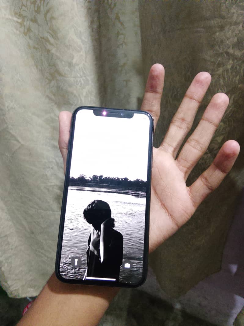 Apple iPhone X 1