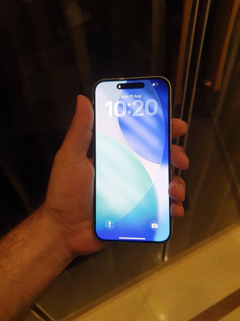 Apple iPhone 15 plus 14