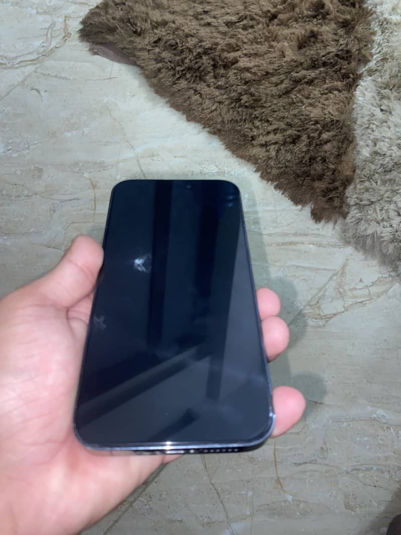 Apple iPhone 14 Pro Max 6