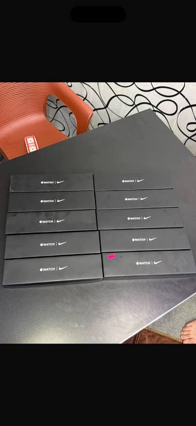 Apple Watch Series 7 41MM box pack