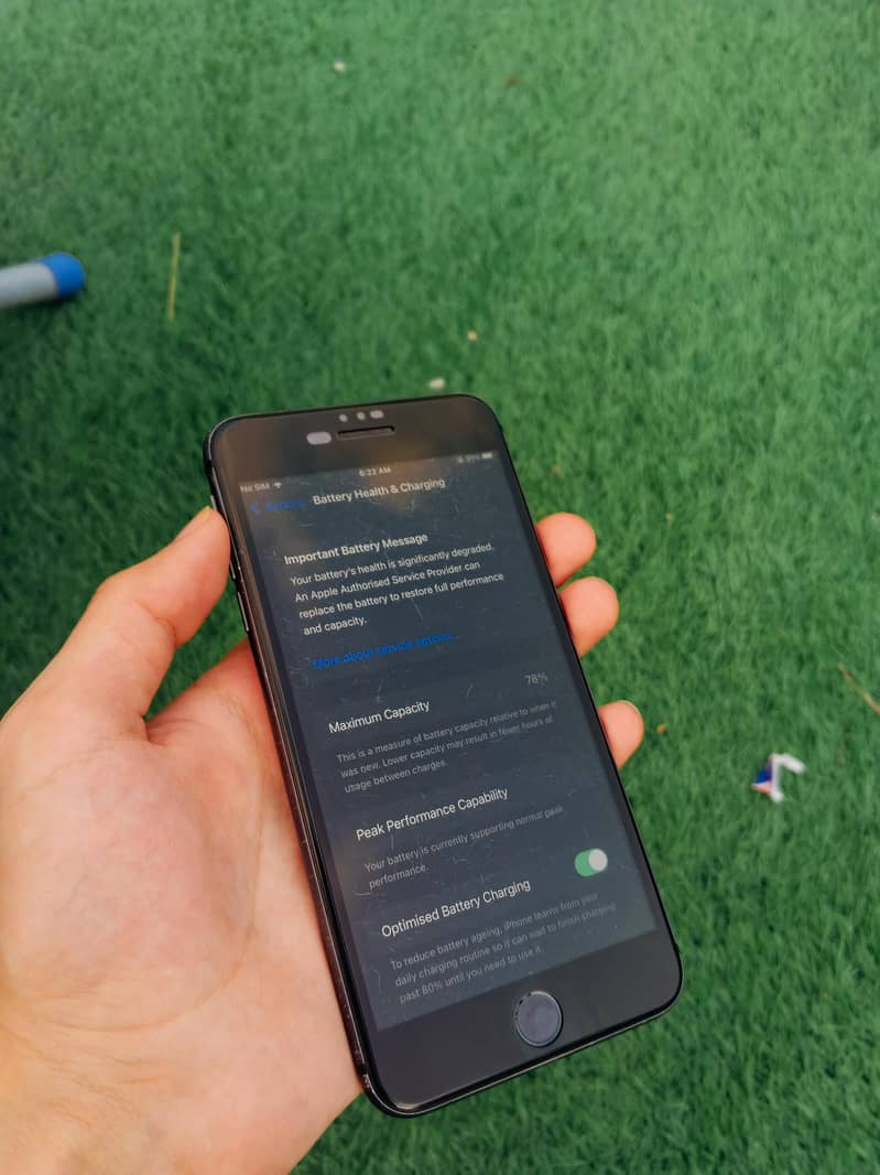 Apple iPhone 8 Plus 3
