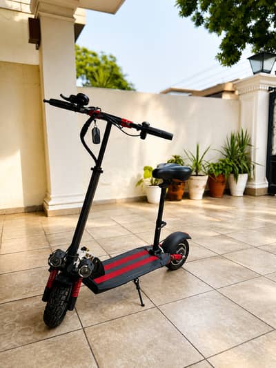 Electric Scooty / Electric Scooter – Almost New – Hardly Used