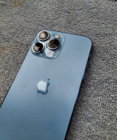 Apple iPhone XR