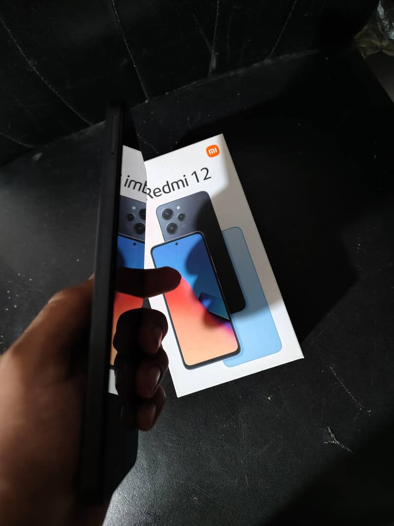 Xiaomi Redmi 12 1
