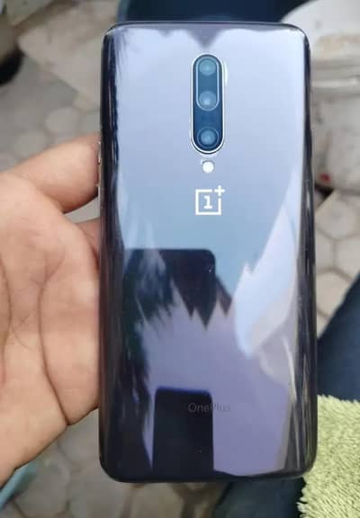 One Plus 7 Pro 6+5 GB Ram 128 GB Storage