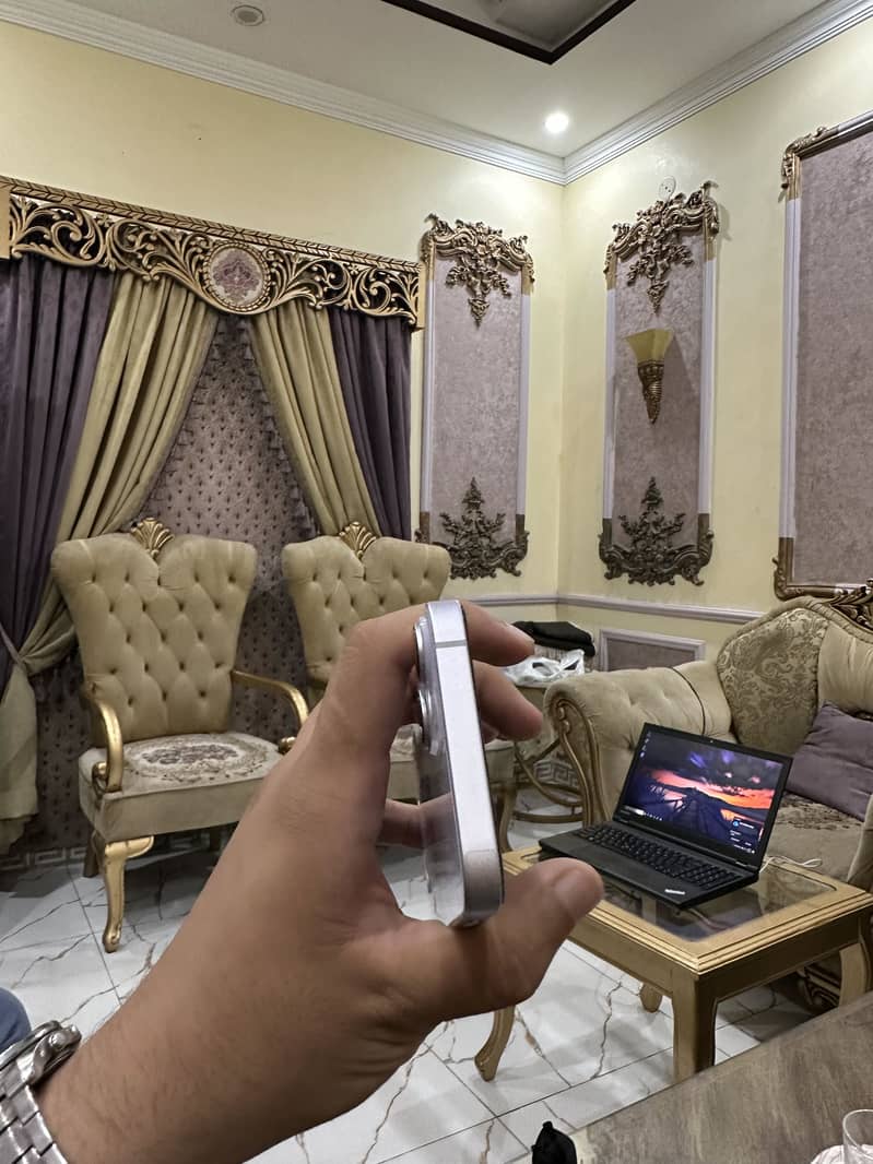 Apple iPhone 14 0