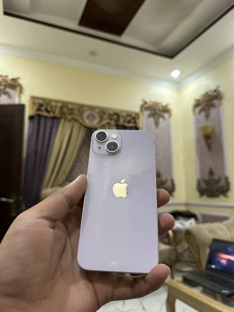 Apple iPhone 14 4